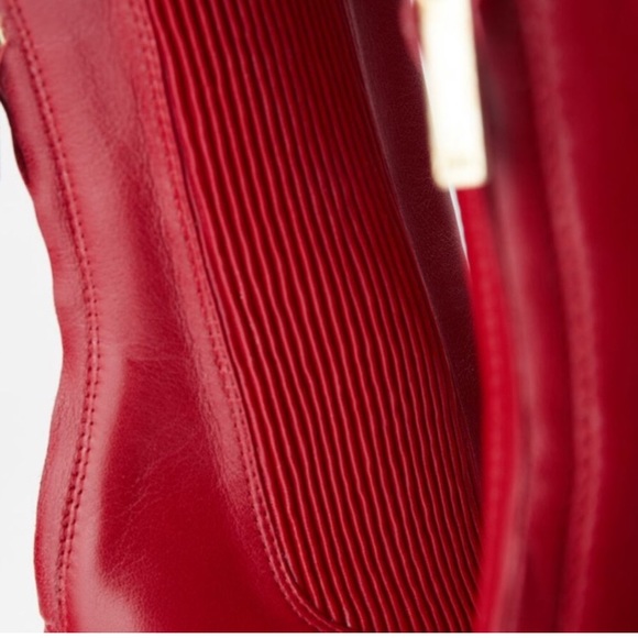 ZARA HIGH HEELED LEATHER RED ANKLE BOOTS ELASTIC SIDE NEW WITH TAGS EUR37 US 6.5 - Picture 3 of 5